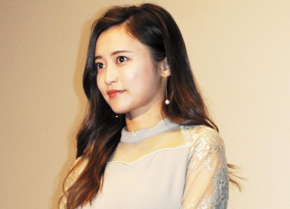 小島瑠璃子 1年3カ月ぶり“顔出し” 大人の色気増した30歳の近影に衝撃