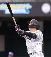 ウル虎の夏」阪神サードユニホーム発表 梅野「華やかで明るい感じ