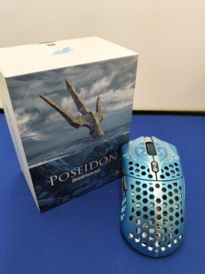 FinalMouse Poseidon Starlight-12 White Small Gaming Mouse Ultra