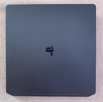 Sony PlayStation 4 PS4 Slim 500GB Uncharted 4 Bundle with 2