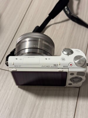 English OK]Sony Alpha NEX-5T White 16.1MP Digital Camera w/16-50mm