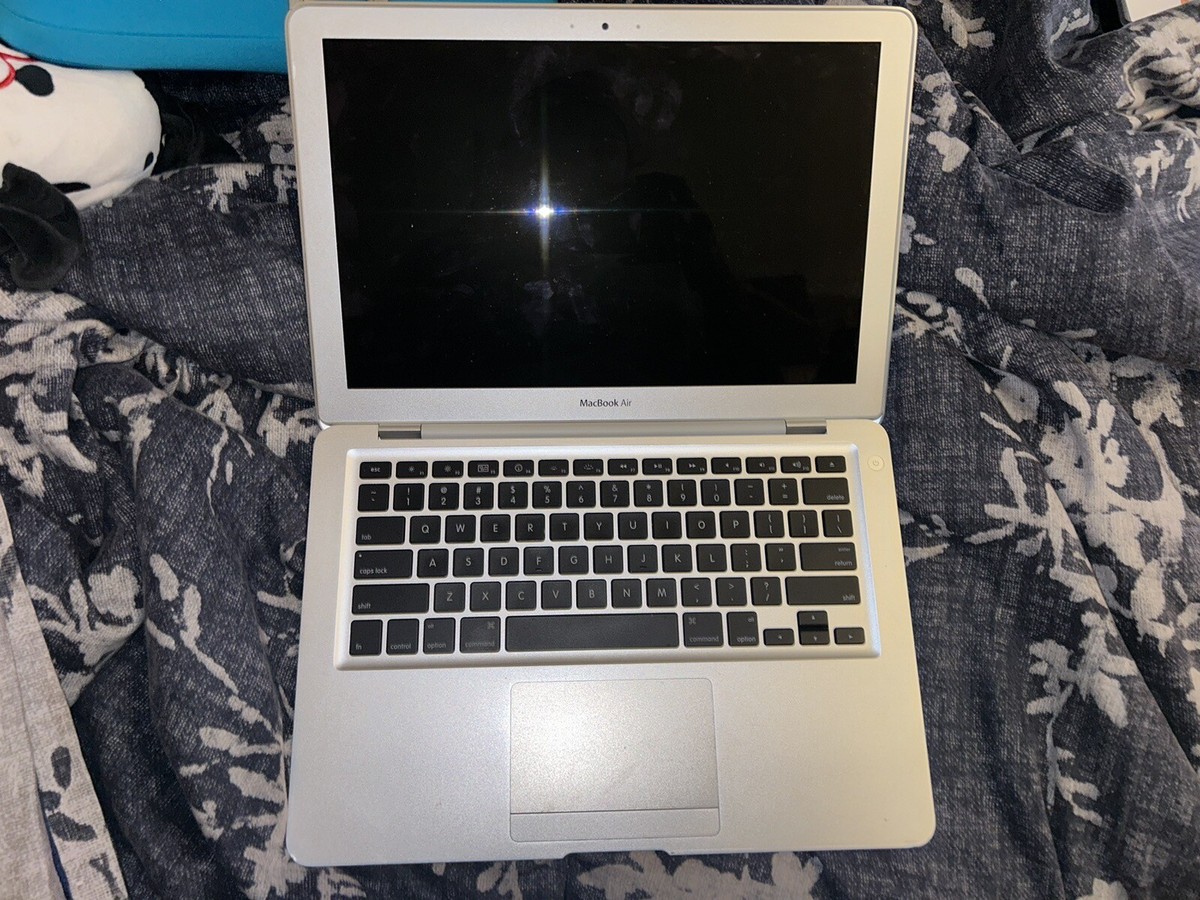Apple MacBook Air A1237 13.3