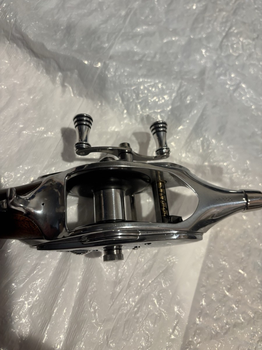 Vintage HURD SUPER CASTER Steel Rod, Reel w/ Walnut Handle Wood