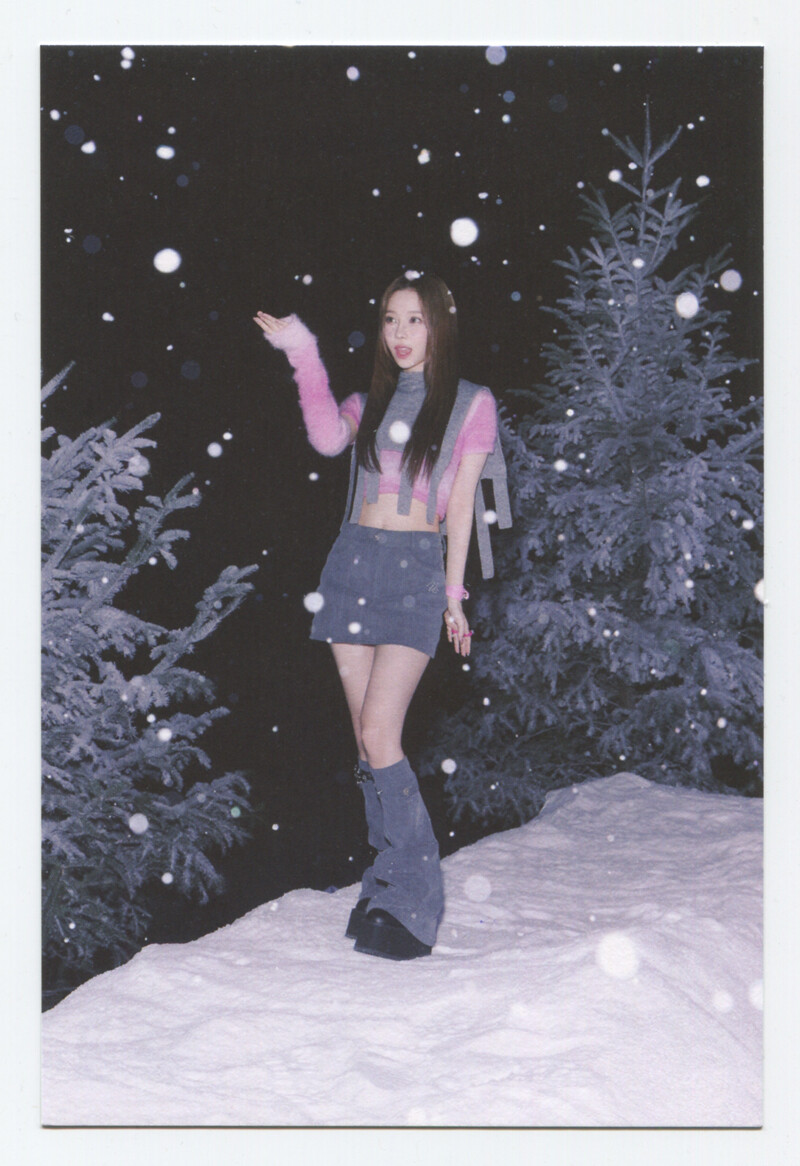 AESPA - 2022 WINTER SMTOWN : SMCU PALACE POSTCARD MEMBERSHIP