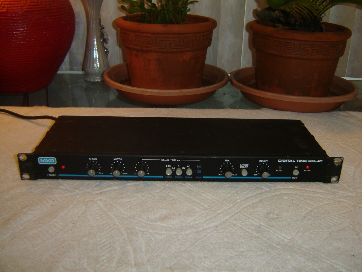 MXR M-175, Digital Time Delay, Echo, Double, Chorus, Flange, 320ms