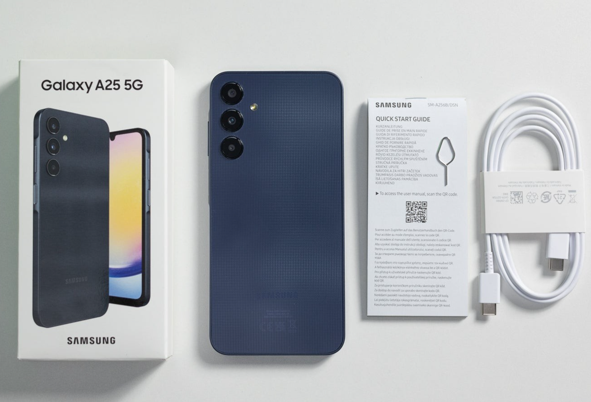 GSM UNLOCKED Samsung Galaxy A25 5G Blue Black 128GB - W/RETAIL BOX