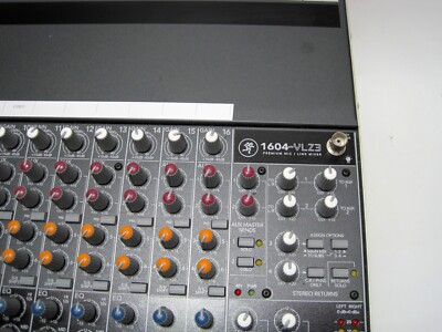 Mackie 1604-VLZ3 16-Channel 4-Bus Analog Audio Mixer XDR2 Pre