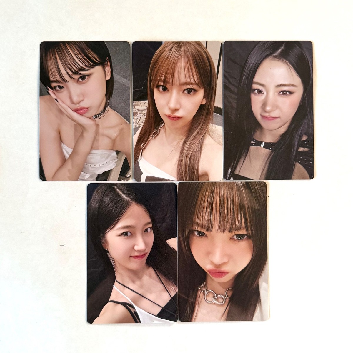 LE SSERAFIM] HOT / hello82 Exclusive Photocard POP-UP Chaewon | eBay