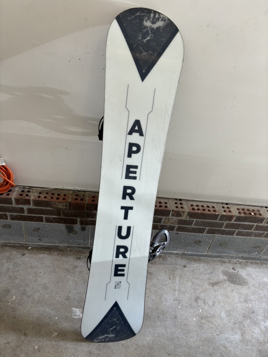 Aperture Spectrum Snowboard 157 cm w/Cheeter bindings | eBay