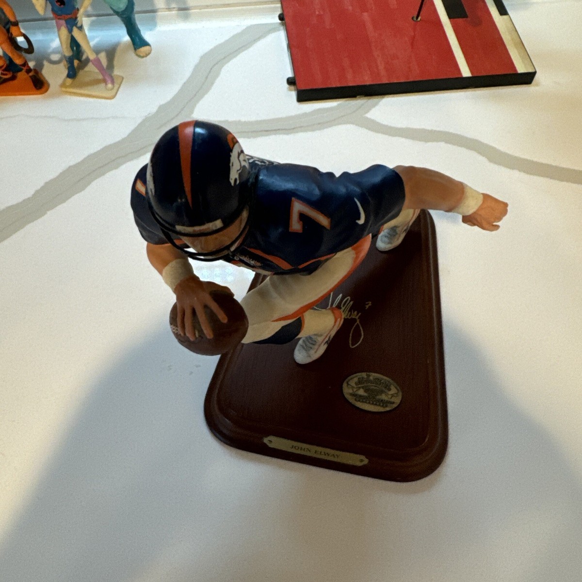 JOHN ELWAY DANBURY MINT LIMITED EDITION FIGURINE 9 INCH BRONCOS