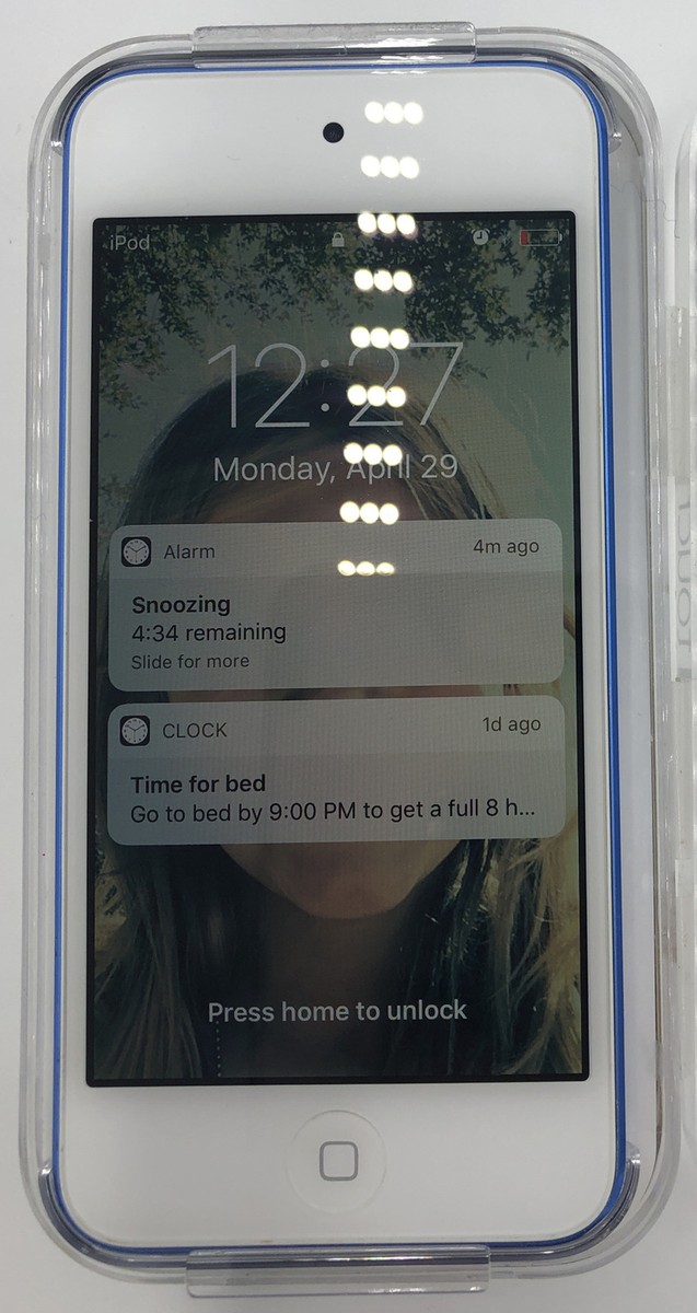 Apple iPod Touch 6th Generation 32GB BLUE A1574-Needs To Be