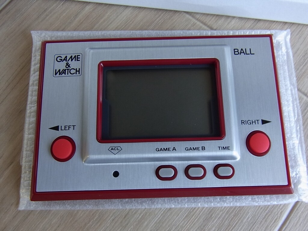 Club Nintendo LCD Game & Watch BALL Game and Watch Reissue Model