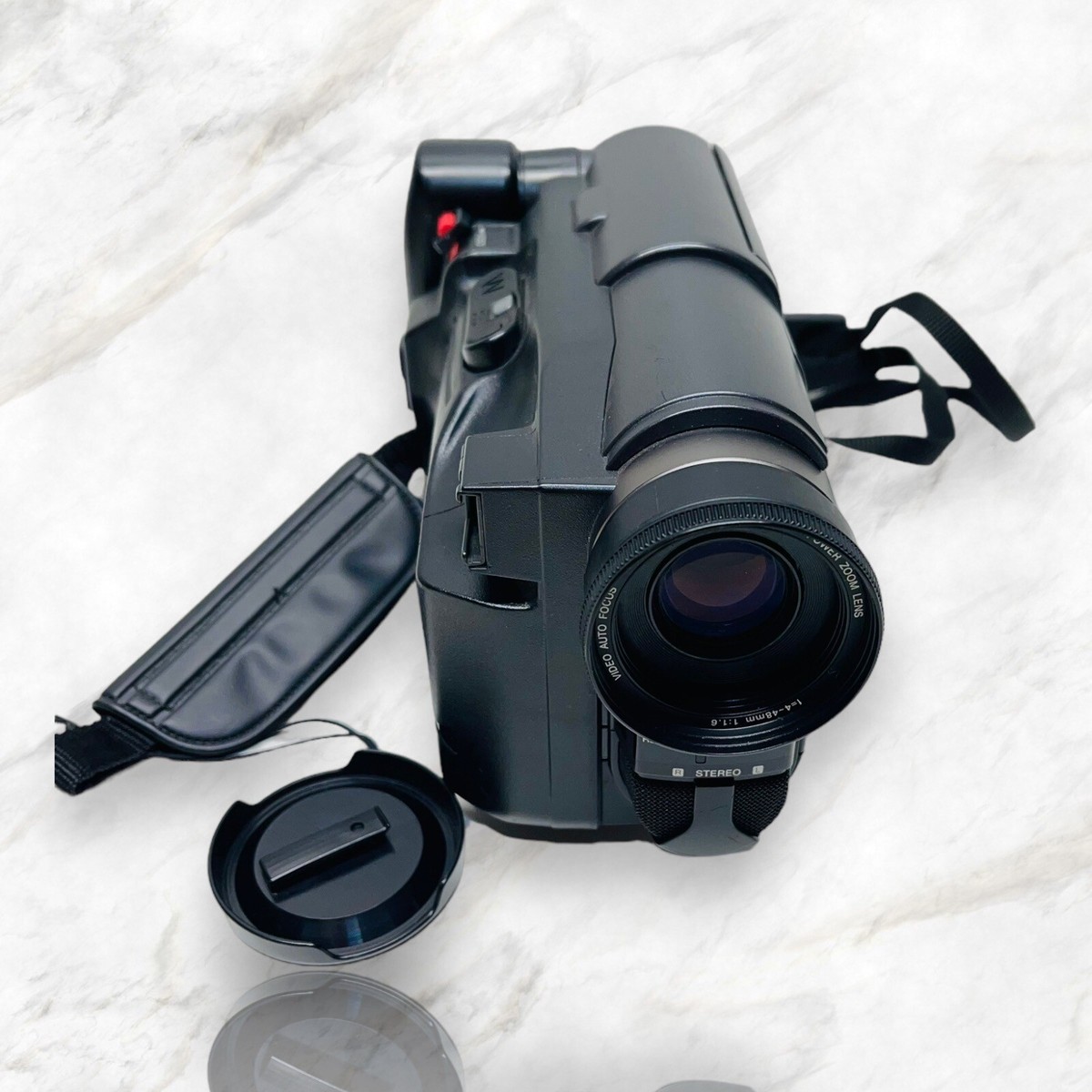 Hitachi VM-H720A HI8 8MM x24 Digital Zoom Camcorder | For Parts