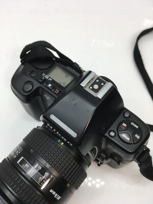 Nikon F-801 Film SLR Camera AF Nikkor 24-50mm 70-210mm Lens