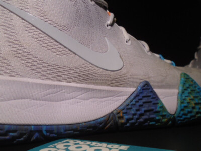 NIKE KYRIE IRVING IV 4 DECADES PACK 90s WHITE PINK BLUE PURPLE