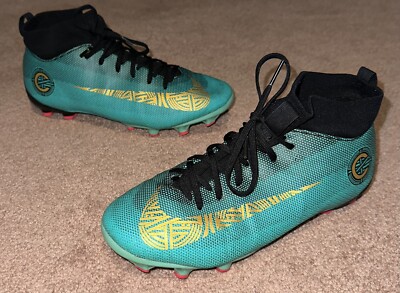 Nike Mercurial Superfly 6 CR7 FG Jade Neon Ronaldo Size 4Y AJ3550