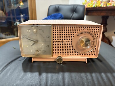 Vintage 1959 Midcentury General Electric GE Pink Clock Radio C437A