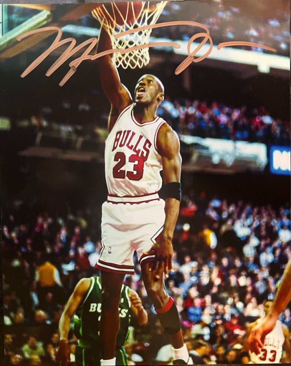 MICHAEL JORDAN 8.5X11 SIGNED PHOTO AUTOGRAPH NBA CHICAGO BULLS