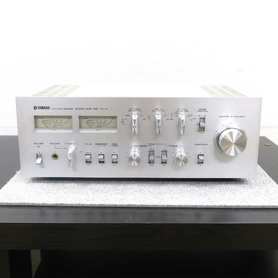 Yamaha CA-R1 Stereo Integrated Amplifier Vintage Audio Tested 100V