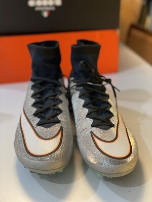NIKE Mercurial Superfly IV 4 CR7 AG-R Silver Soccer Cleats