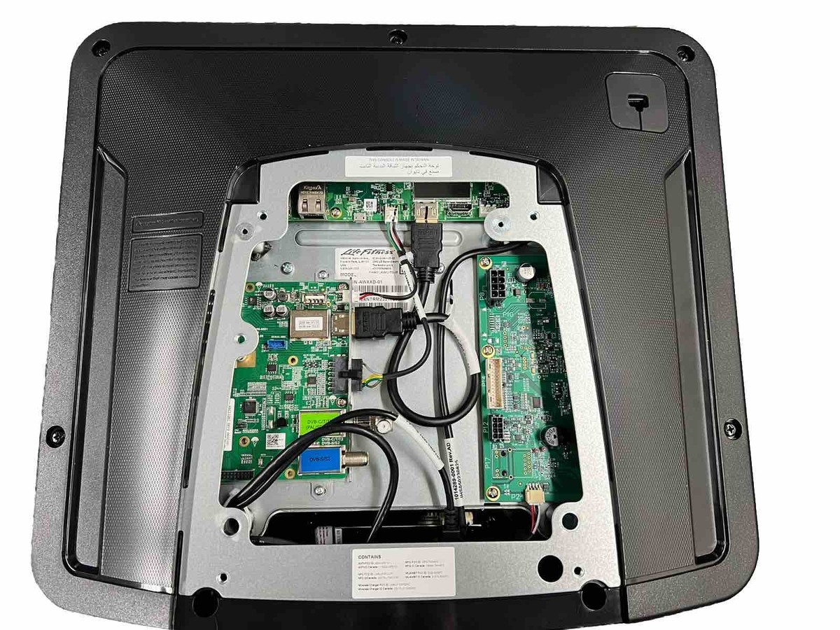 Life Fitness Discover SE4 screen | eBay