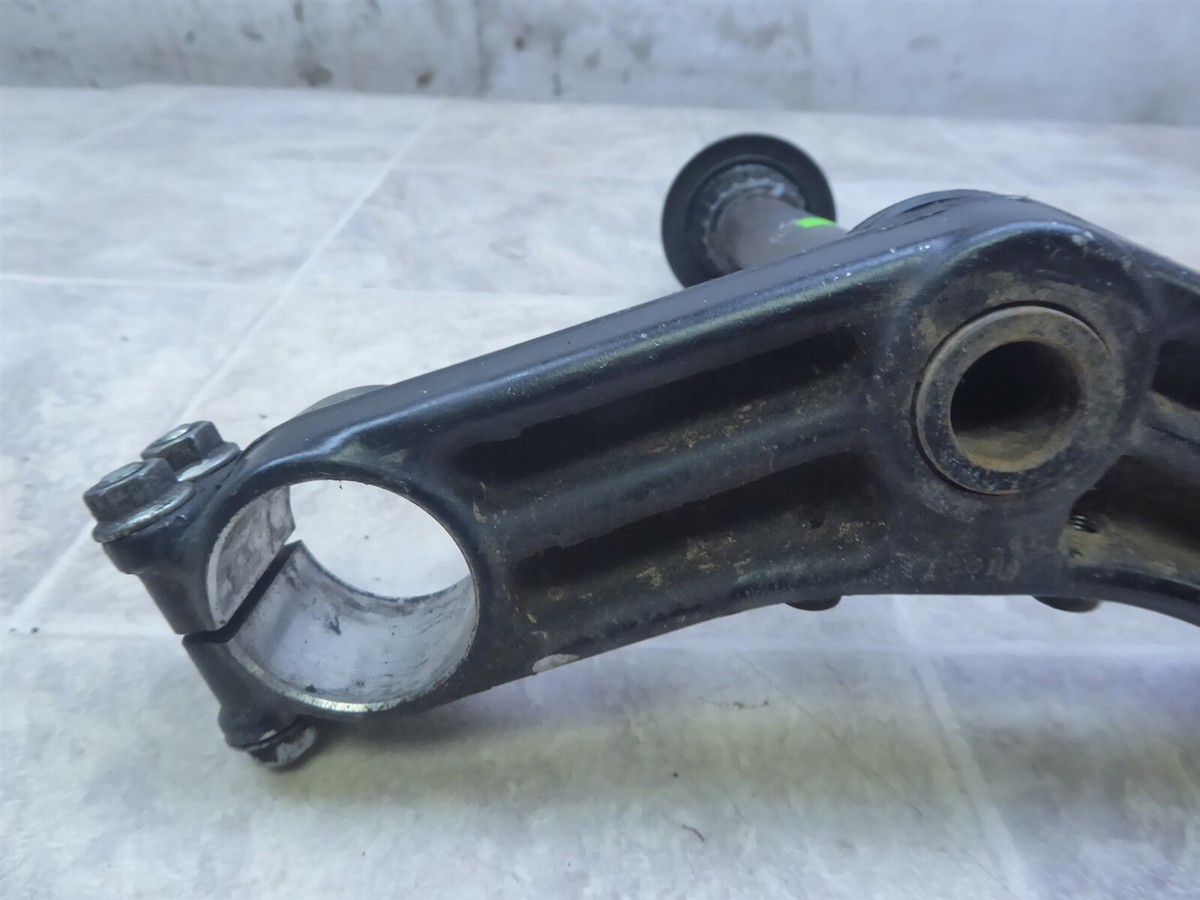 1990 Kawasaki ZX1000B Ninja K719-1) lower triple tree steering