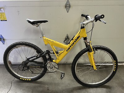 Vintage Cannondale Super V-900 Comp Full Suspension Mountain