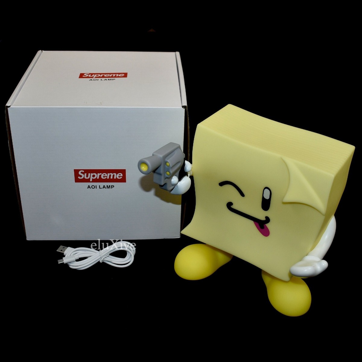 NWT Supreme AOI Yellow Sticky Note Molded Lamp w/Box Cartoon DS
