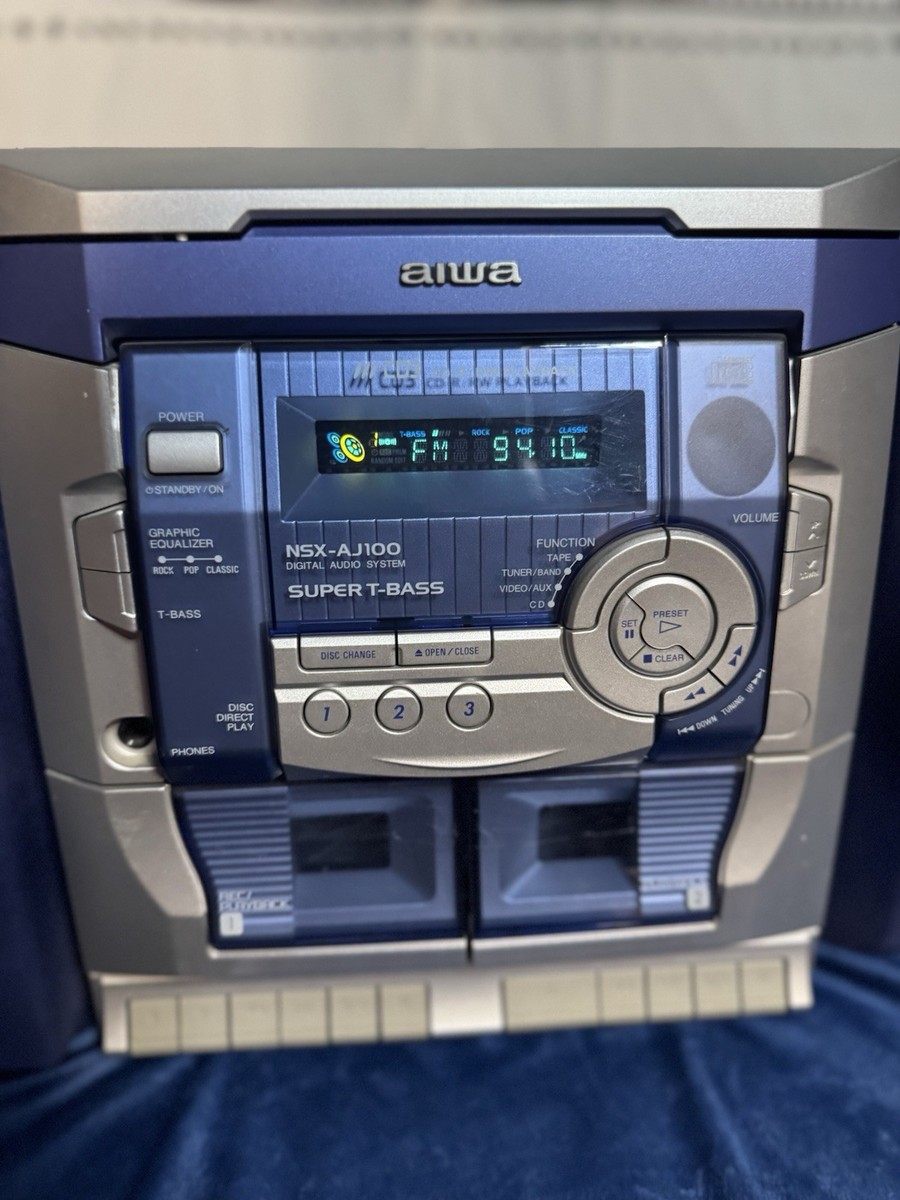 Aiwa NSX-AJ100 Audio System 3 CD/Radio/AUX/Dual Cassette Player