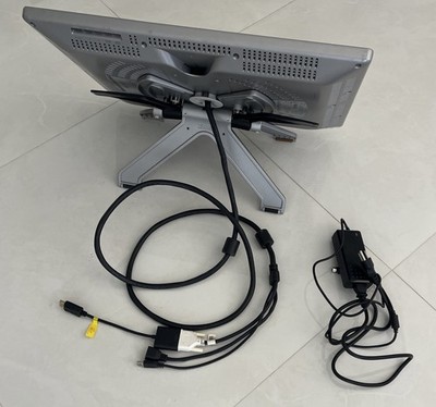 Wacom Cintiq 21UX DTK-2100 Graphics Monitor with Digital Pen for