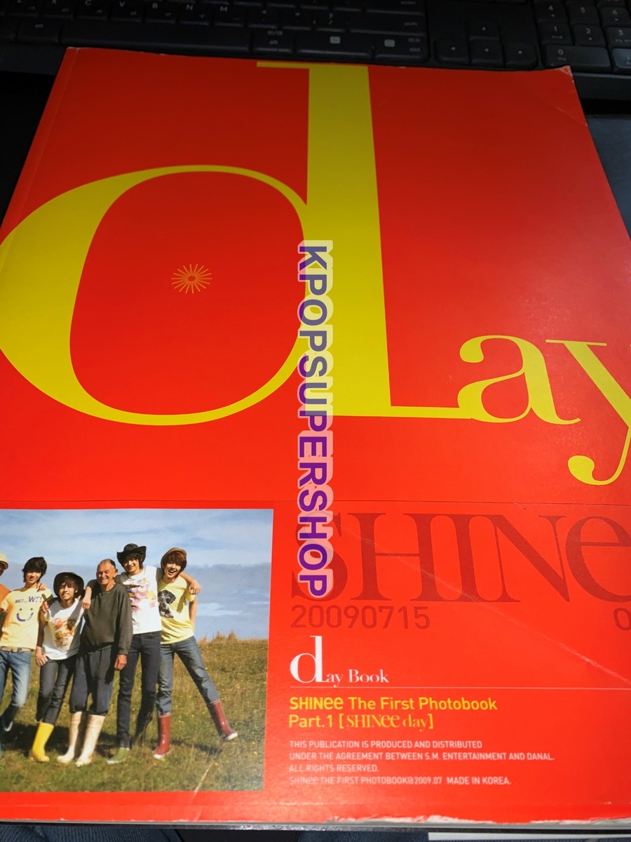 SHINEE Day and Night 1st Photobook Set DVD Good Cond Rare OOP