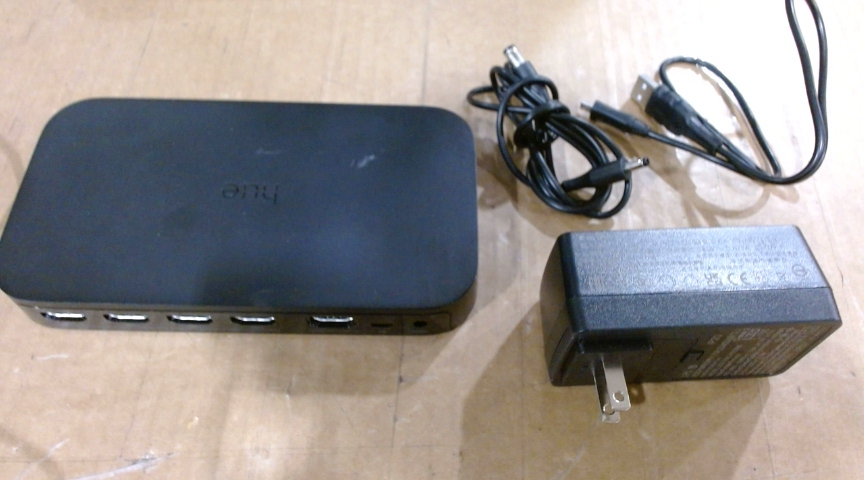 Philips Hue Syncbox 中古 VeryGood_Philips Hue Play HDMI Sync Box