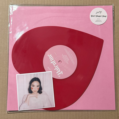 Laufey Valentine Heart Shaped Vinyl 7