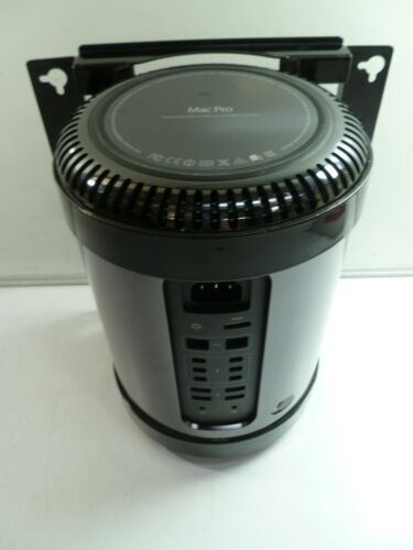 Apple Mac Pro A1481 Xeon E5 6-Core 3.50GHz 32GB RAM 256GB SSD AMD