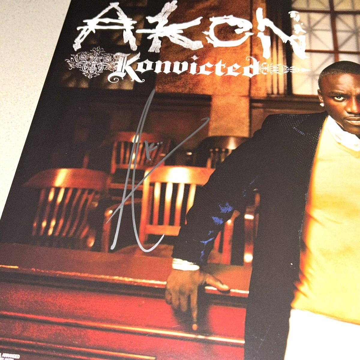 AKON RAPPER signed autographed KONVICTED VINYL RECORD BECKETT BAS