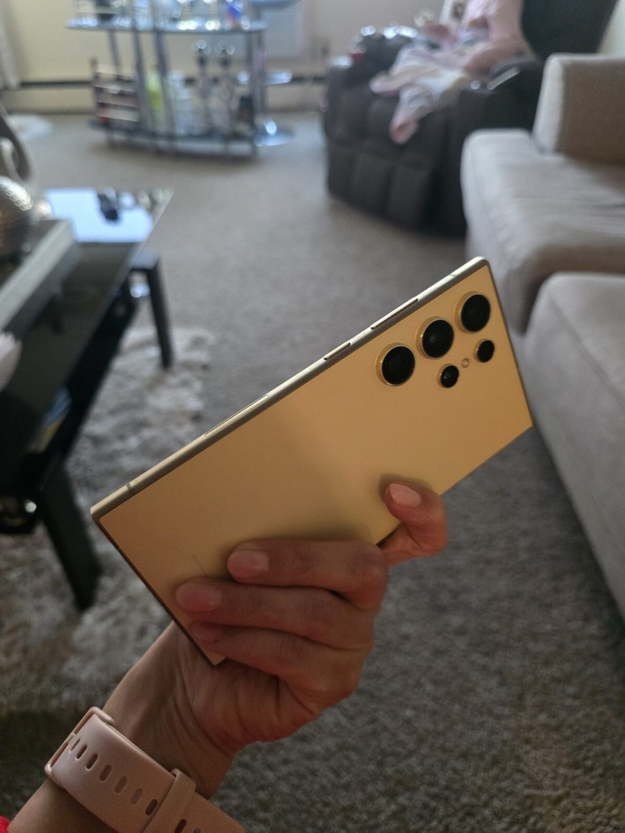 Samsung Galaxy S24 Ultra - 512 GB - Titanium Yellow (Unlocked) for