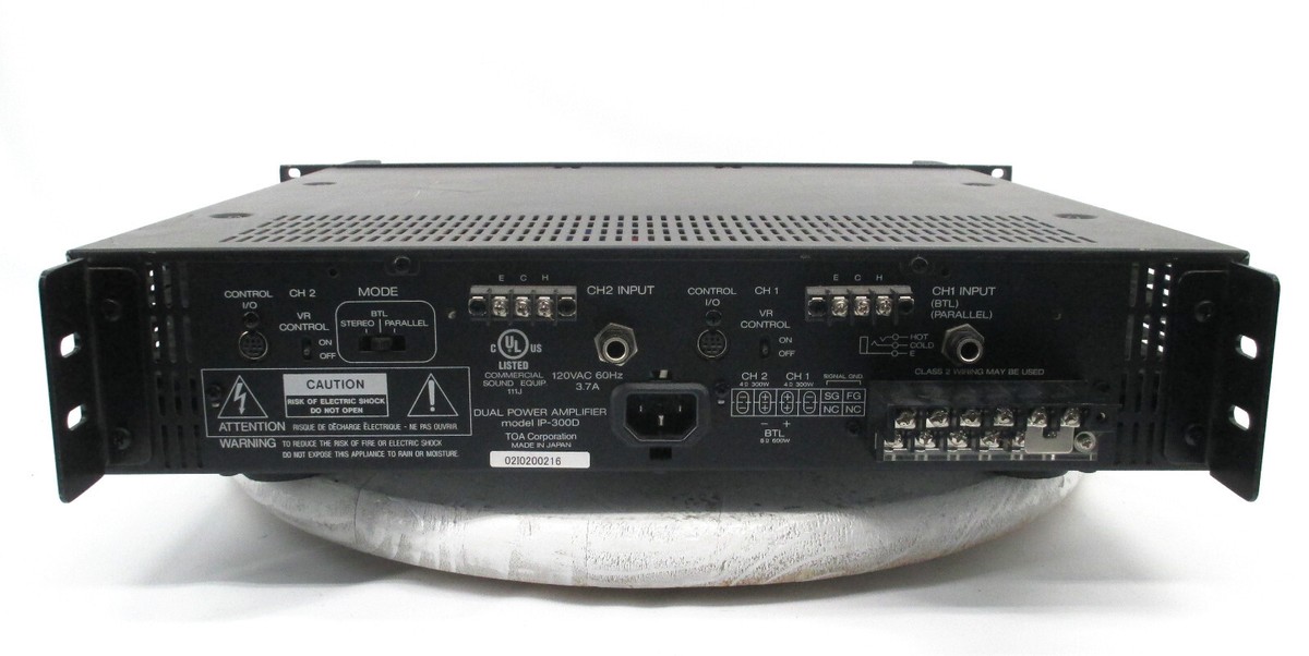 TOA Electronics IP-300D Two-Channel Power Amplifier 300W/CH @ 4