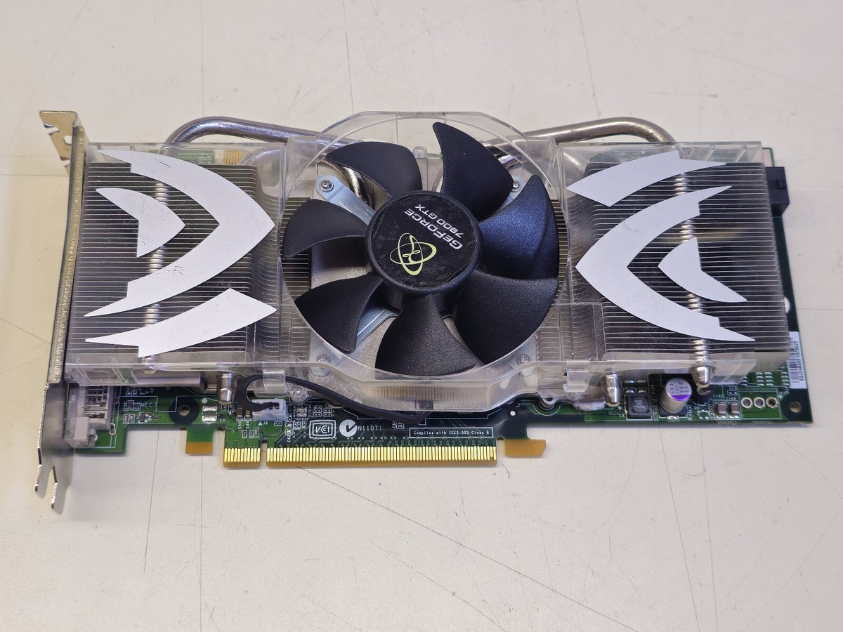 XFX GeForce 7900 GTX 675M 512MB PCIe PV-T71F-YHE9 HDCP 2xDVI-I TV