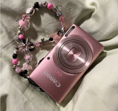 Canon IXY 100F Pink 16.0MP 8x zoom Digital Camera -Auto Focus