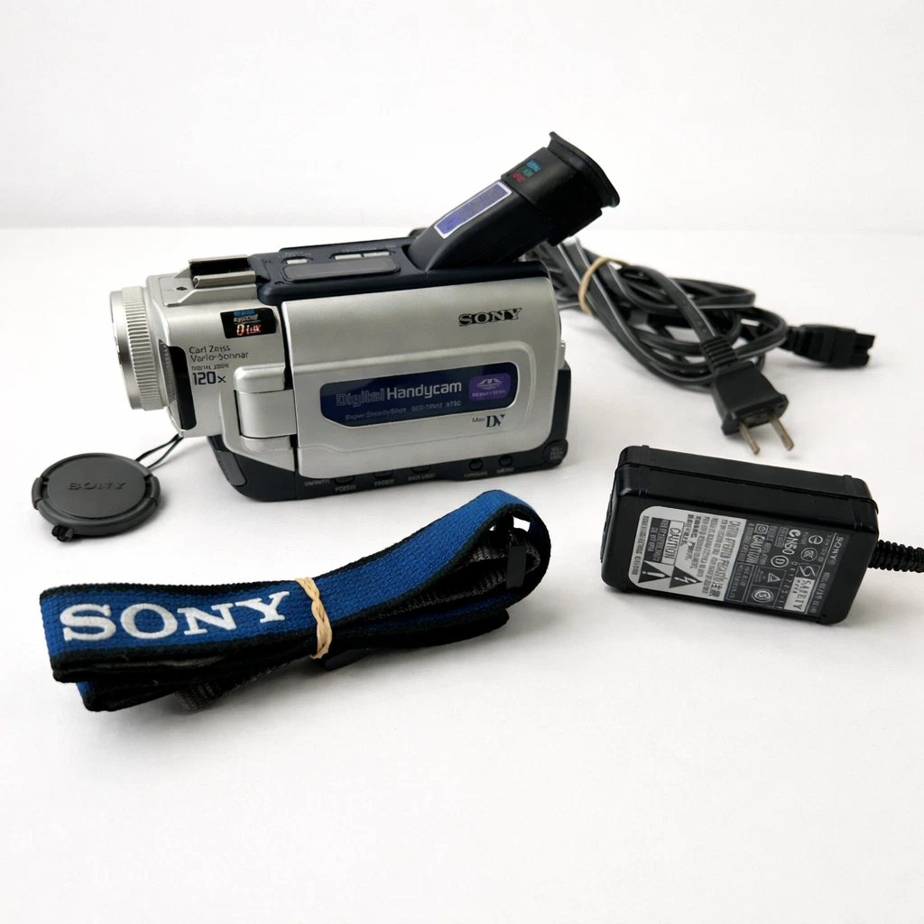 Preços baixos em Sony Handycam minidv camcorders 120x Zoom Digital