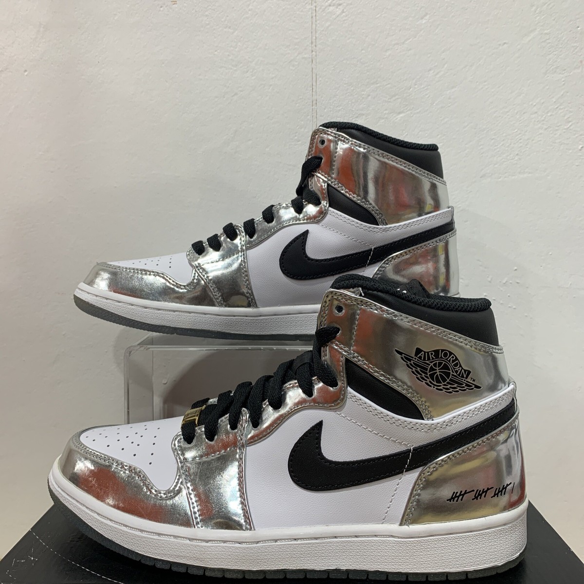 Air Jordan 1 Retro High x Kawhi Leonard | Pass the Torch | AQ7476