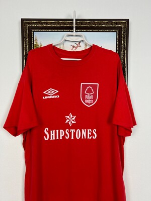 Vintage 90's Umbro Nottingham Forest Football Train Shirt Soccer