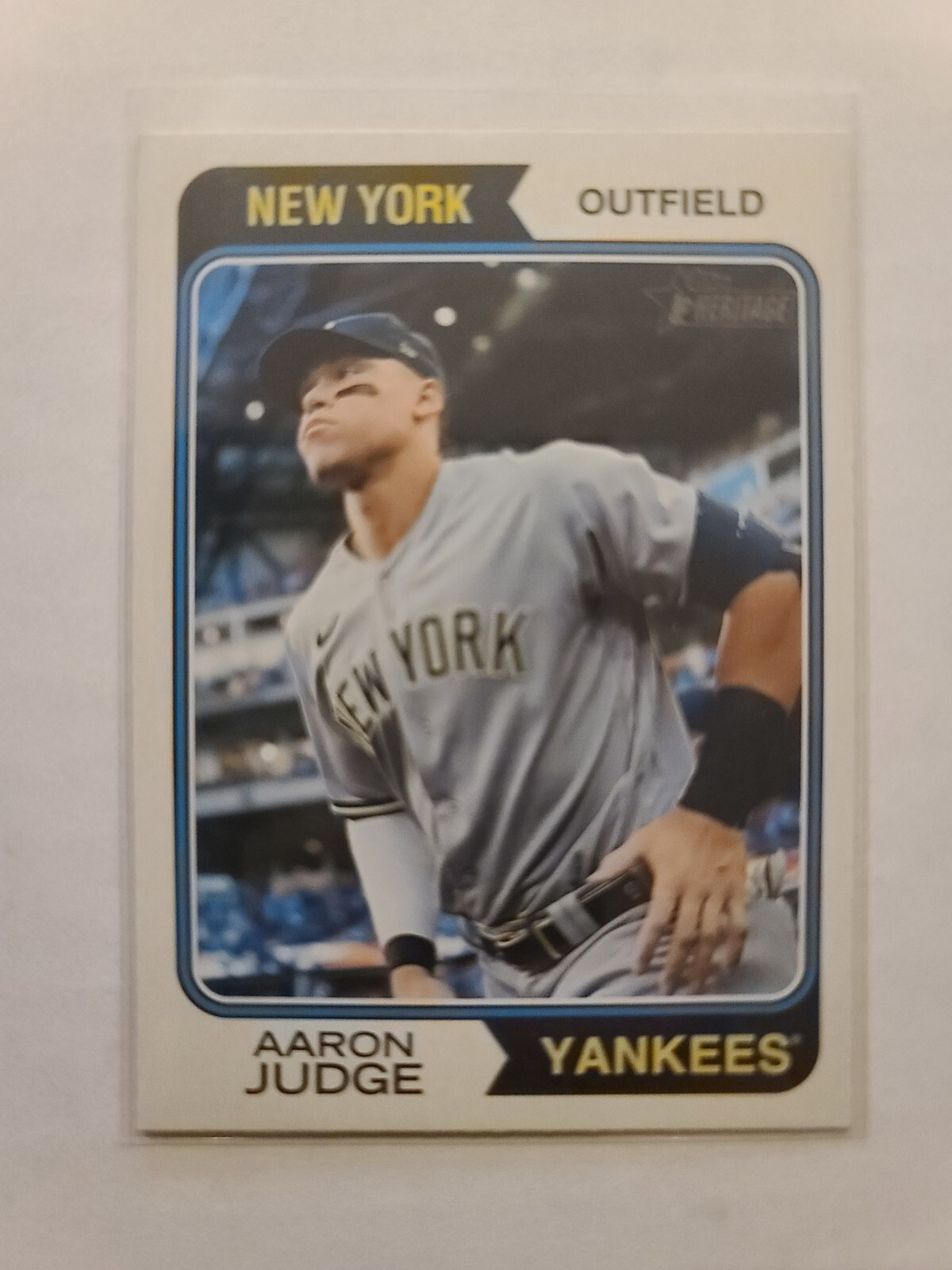 Aaron Judge 2023 Topps Heritage #152 Image Variation (Wearing Cap