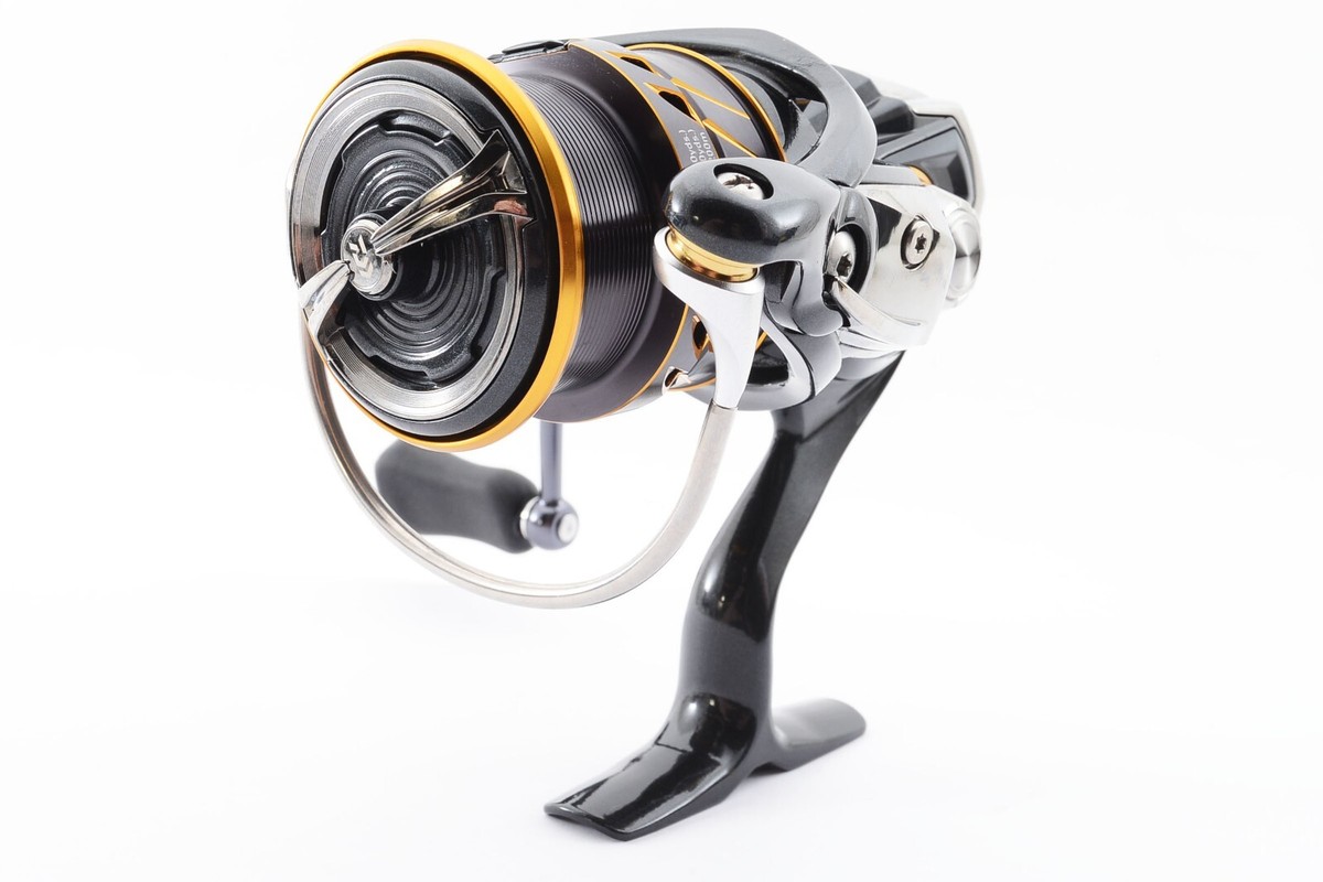 DAIWA 21 CALDIA Fishing Spinning Reel LT2500S-XH w/ Tracking for