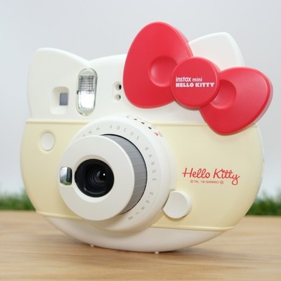 FUJIFILM Instant Camera Cheki Hello Kitty INS MINI Red Japan [Near