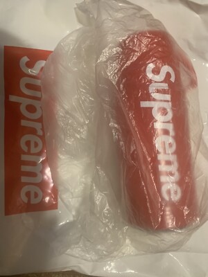 Supreme ® Thermos Helios ® x Supreme New York ® NEW Red Box Logo