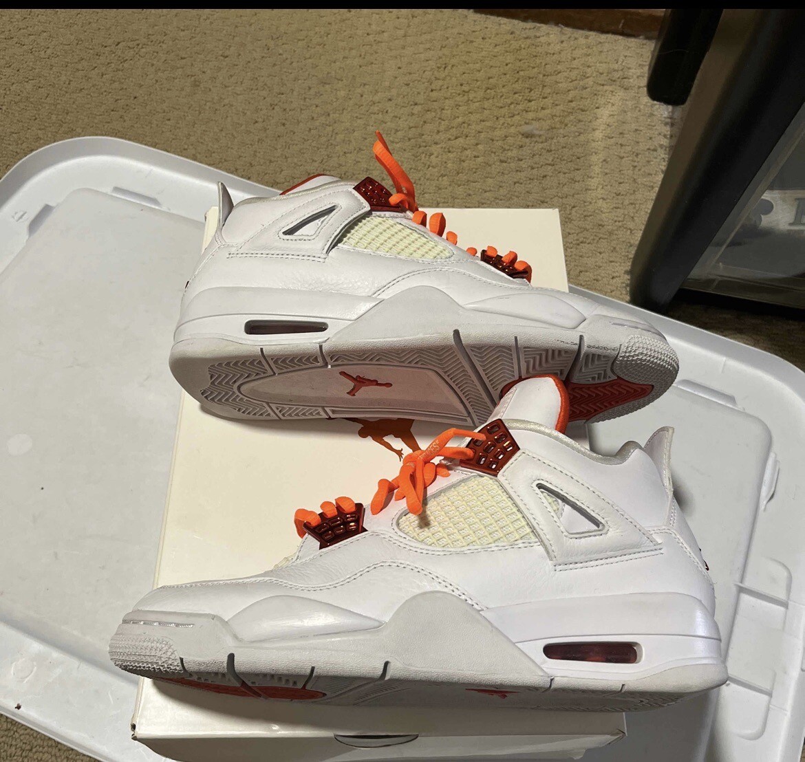 Nike Air Jordan 4 Orange Metallic Size 7.5 CT8527–118 OG IV White
