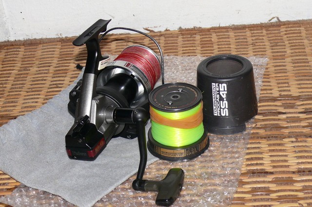 Daiwa WHISKER TOURNAMENT PROCASTER SS-45 SURF Fishing Reel Japan