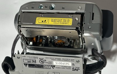 JVC GR-D347U Digital Video Camera 28x Optical Zoom In Box Manual