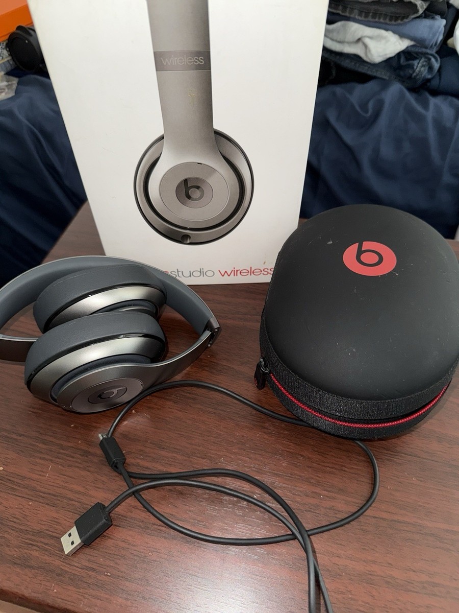 Beats by Dr. Dre Studio Wireless Over the Ear Headphones